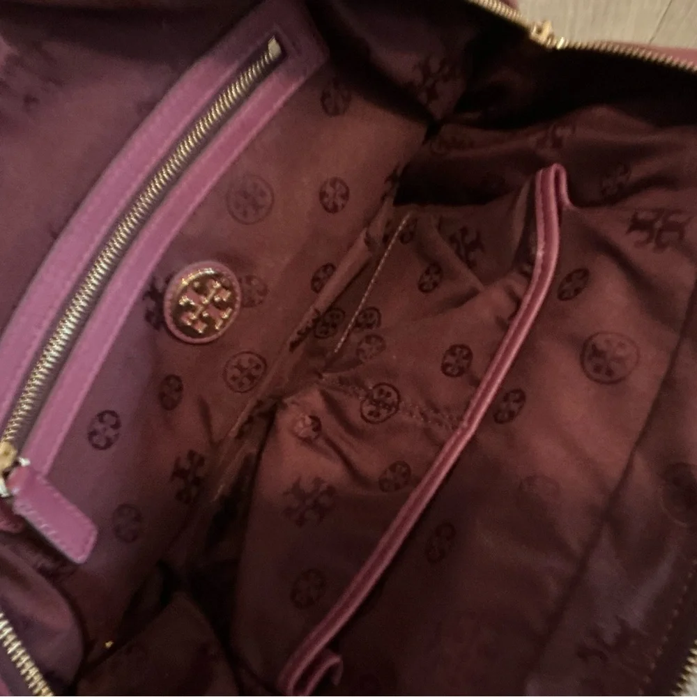 Tory Burch Priscilla gold chain plum leather shoulder bag handbag push lock